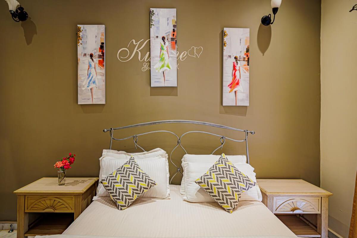 Ocean Villa Heights Brufut Esterno foto