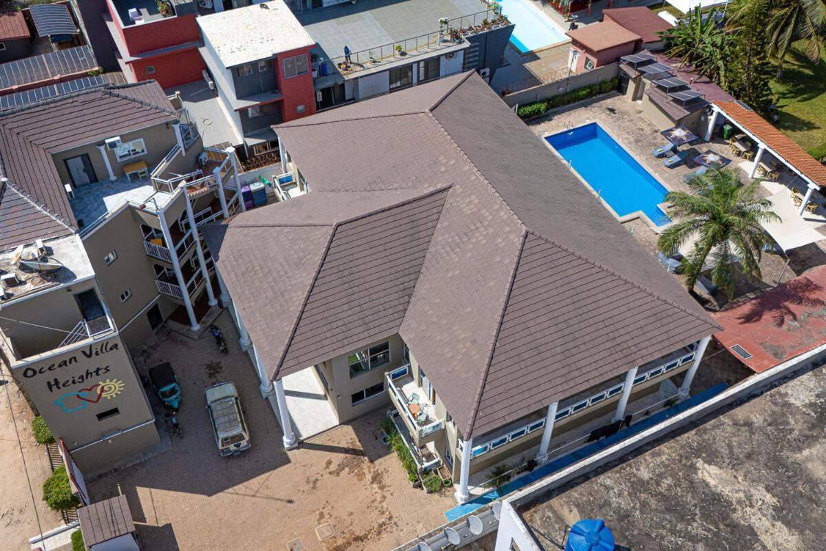Ocean Villa Heights Brufut Esterno foto
